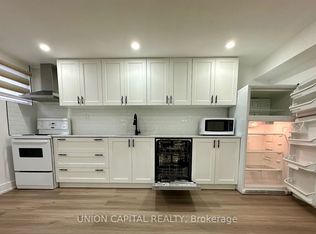 29 Broadlands Blvd #BASEMENT, Toronto, ON M3A1J1