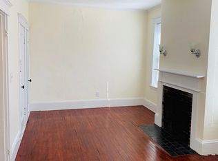 128 Myrtle St #4, Boston, MA 02114