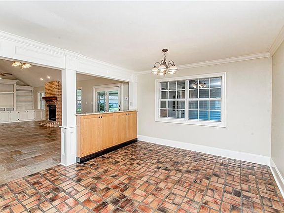 4th image of 41004 Adelle Dr