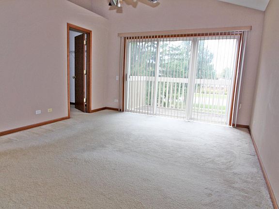 5th image of 2738 Rockport Ln