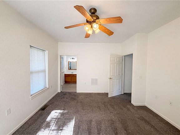 4th image of 3407 Forest Ave