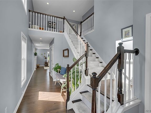 4th image of 172 Northill Dr Unit A
