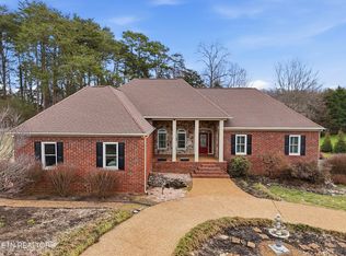 350 Riverchase Rd, Lenoir City, TN 37772
