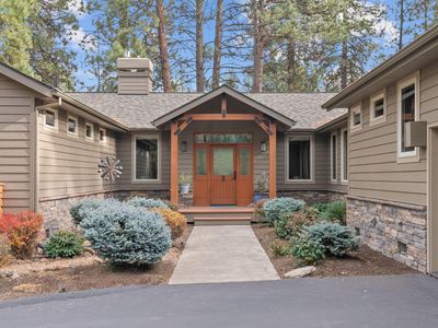 60637 Golf Village Loop, Bend, OR, 97702