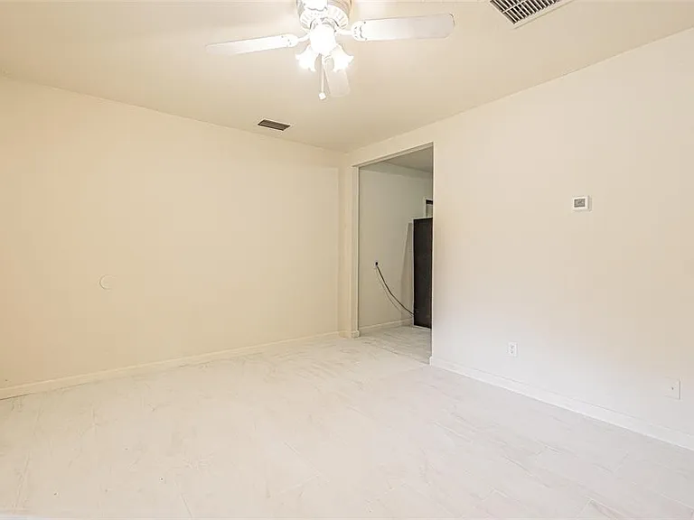14918 Pinecrest Rd — Photo 11