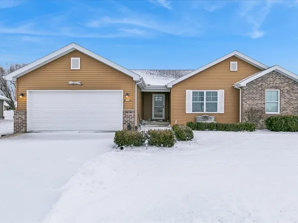 376 Eagles Landing Dr, Manteno, IL 60950