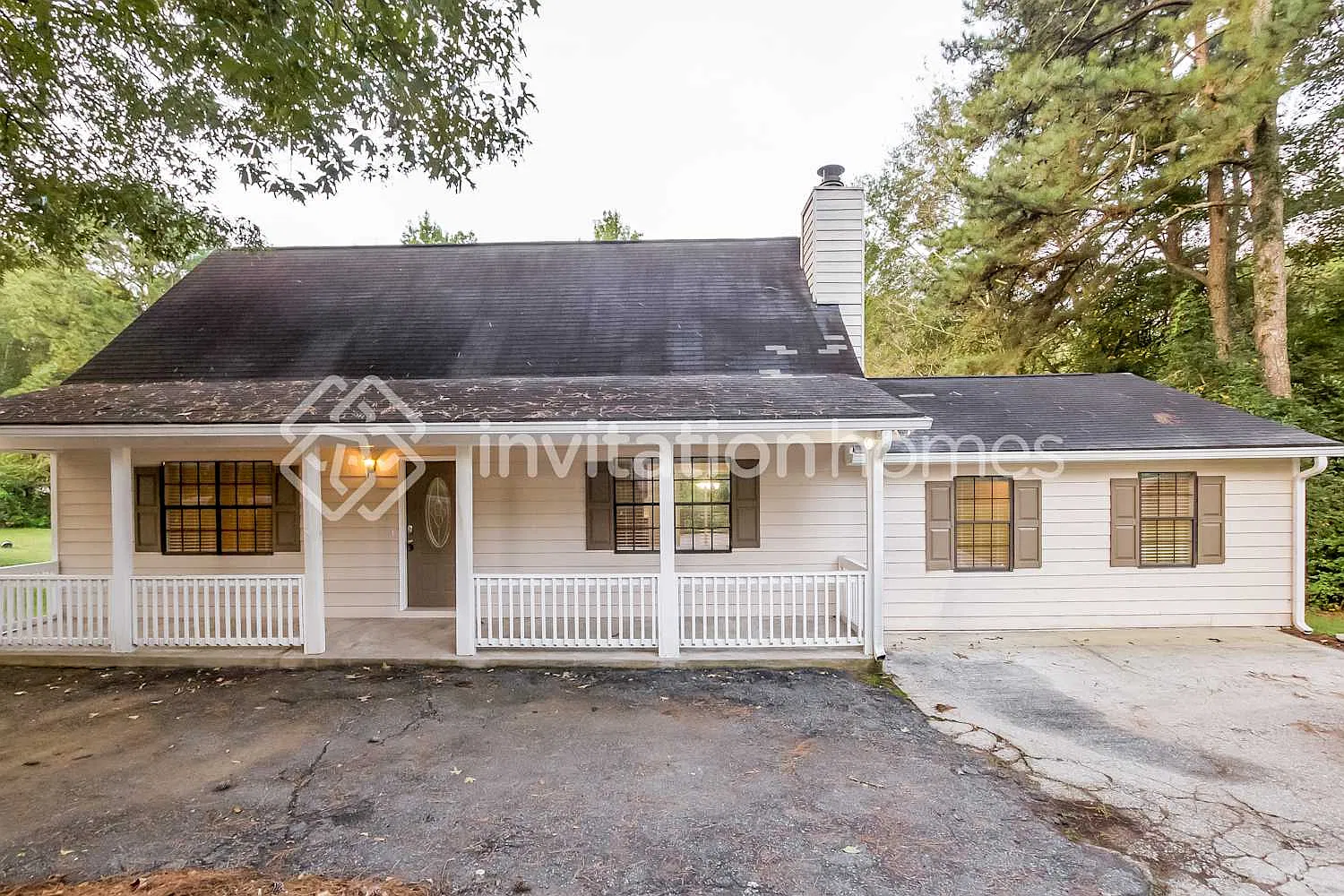 2222 Greenridge Dr SW Marietta, GA 30008 — Photo 1