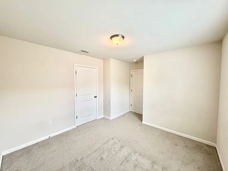 462 Whispering Creek Ave — Photo 10