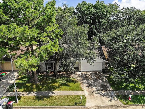 2nd image of 4802 Marburg Ct
