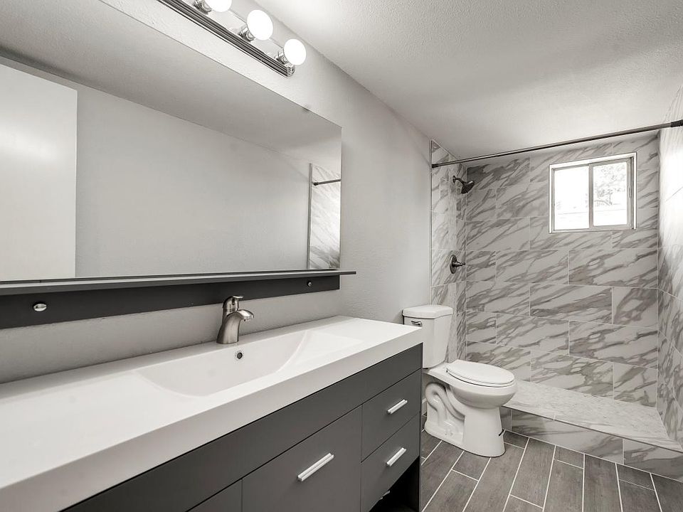 1st image of 4330 Bowser Ave #209C