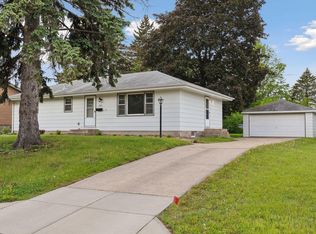 6813 Beard Ave N, Brooklyn Center, MN 55429