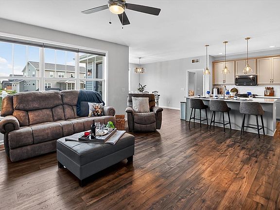 4th image of 1218 Patriot Way