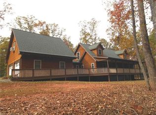 910 John Smith Rd, Columbus, NC 28722