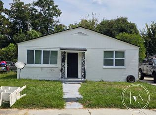 918 Lynah St, Savannah, GA 31415