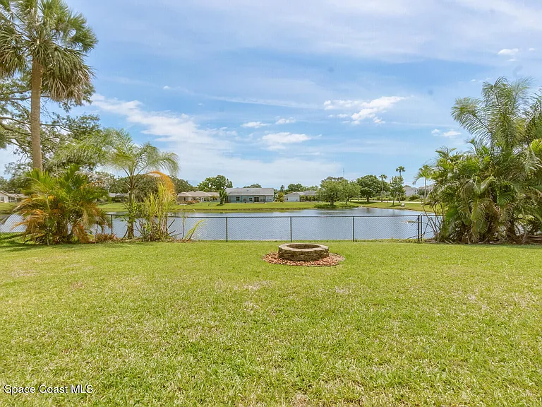 4361 Silver Lake Dr — Photo 29