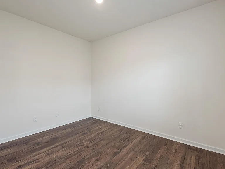5513 English Holly Way — Photo 6