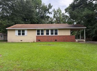 519 Nelson Dr, Jacksonville, NC 28540