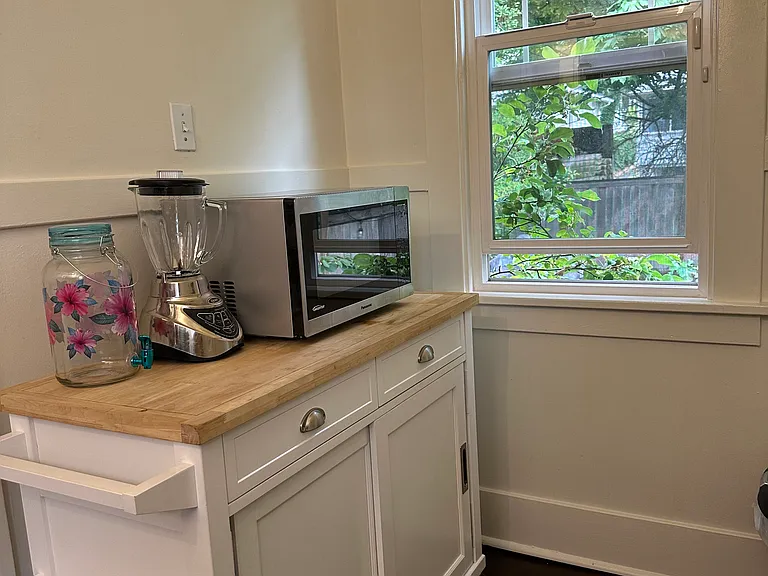 Electrolux microwave
