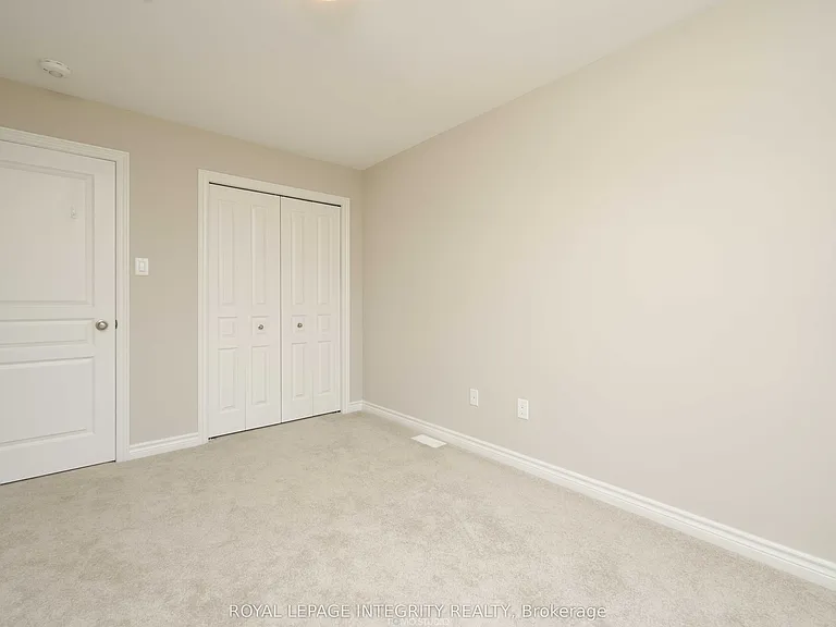 446 Markdale Ter — Photo 33