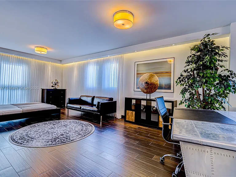 1701 Sunset Harbour Dr #L-507 — Photo 14