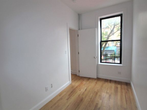 5th image of 438 7th Ave APT 1