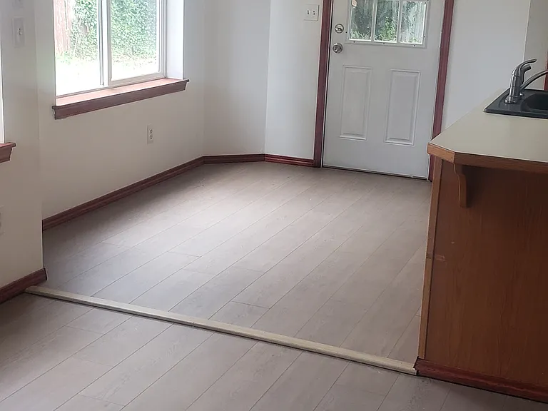 8809 Woodbourne Rd SW — Photo 3