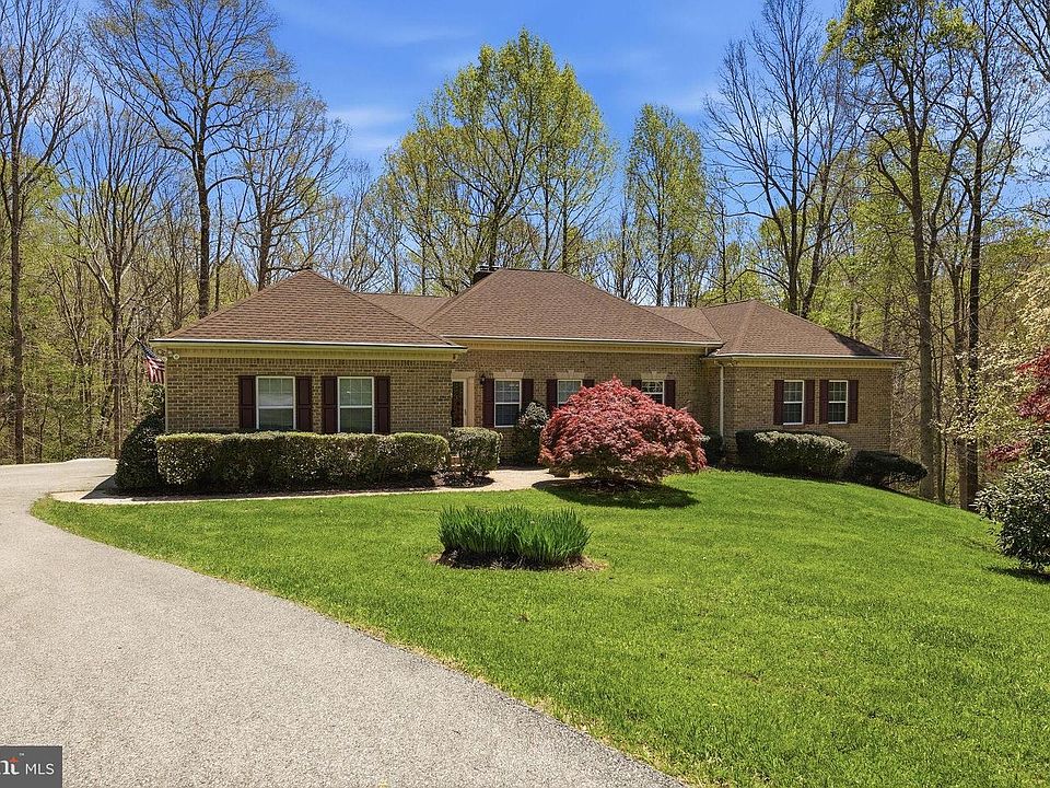 1st image of 3112 Whispering Dr