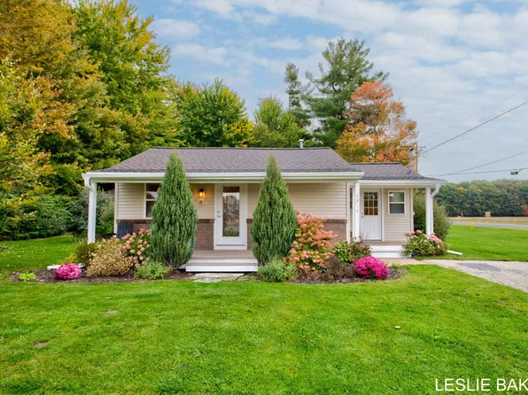 7216 72nd Ave, Hudsonville, MI 49426