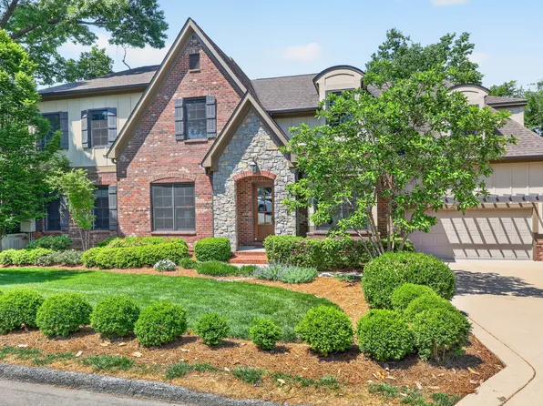 2303 20th Ave S, Nashville, TN 37212