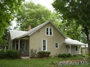 122 N Morgan St, Virginia, IL 62691