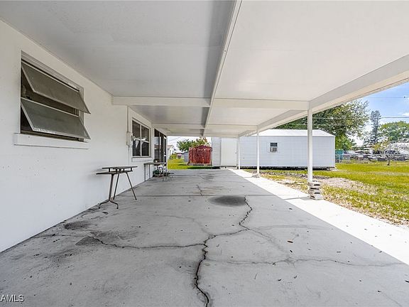 4th image of 4641 Underwood Dr