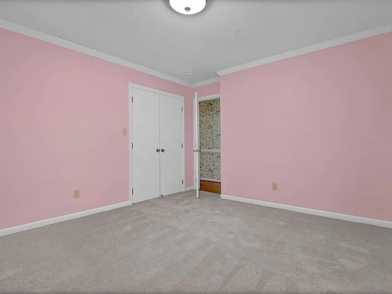 700 Clyde Dr — Photo 29