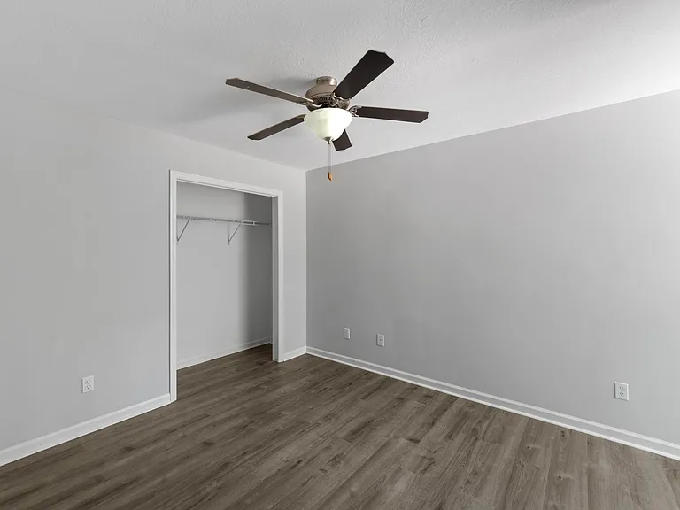 609 Brighton Cir — Photo 23