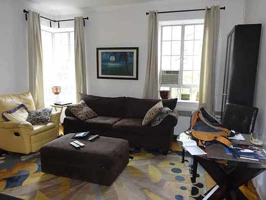 Rented by R New York | media 25