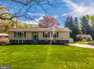 1222 Glenside Rd, Downingtown, PA 19335