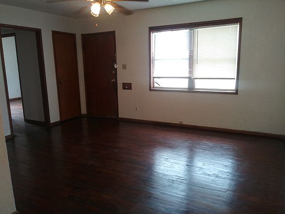 2nd image of 3006 Westhaven Dr Unit A