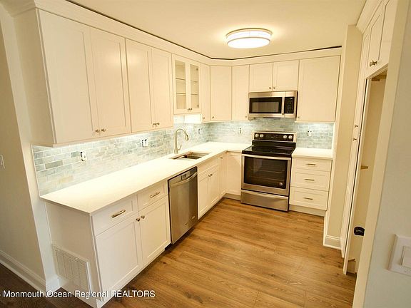 2nd image of 148 Navesink Ave #5