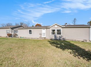 6701 Hazard Rd, Fenton, MI 48430