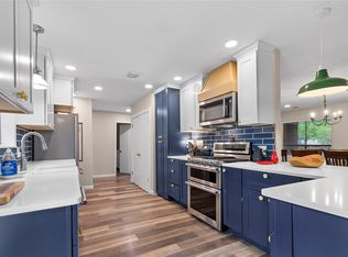613 Edwards Dr, Denison, TX 75020