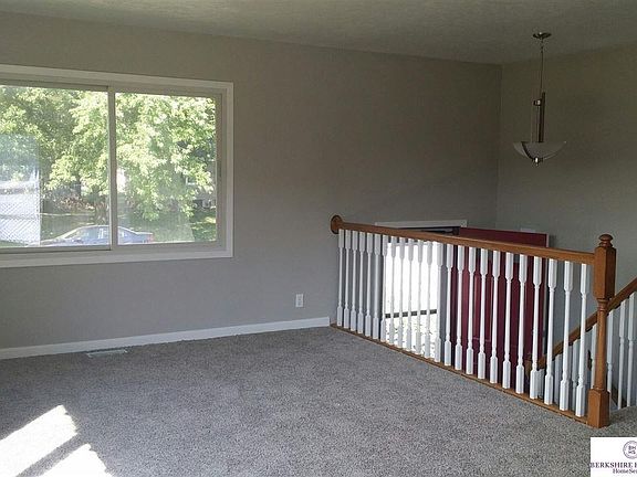 4th image of 5035 Marshall Dr