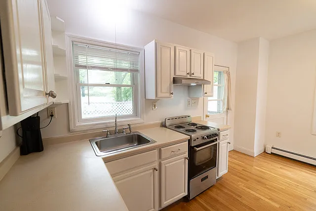 13-15 Gay St #13 — Photo 10