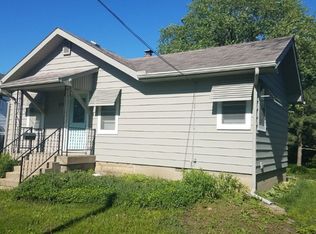 424 Fair St, Sycamore, IL 60178