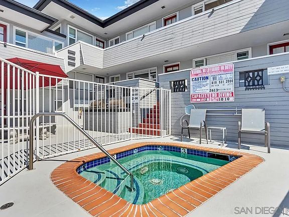 4th image of 2613 Mission Blvd APT 5