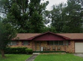 1004 Glencrest Ln, Longview, TX 75601