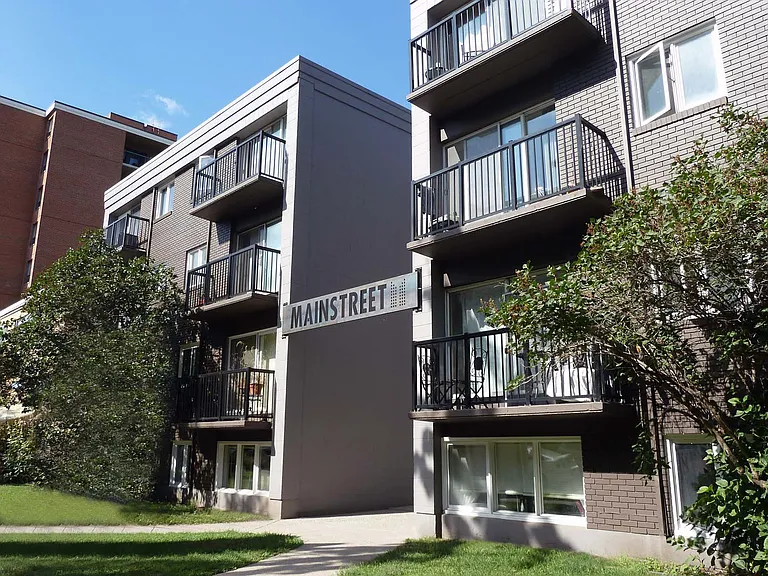 528 15th Ave SW — Photo 6