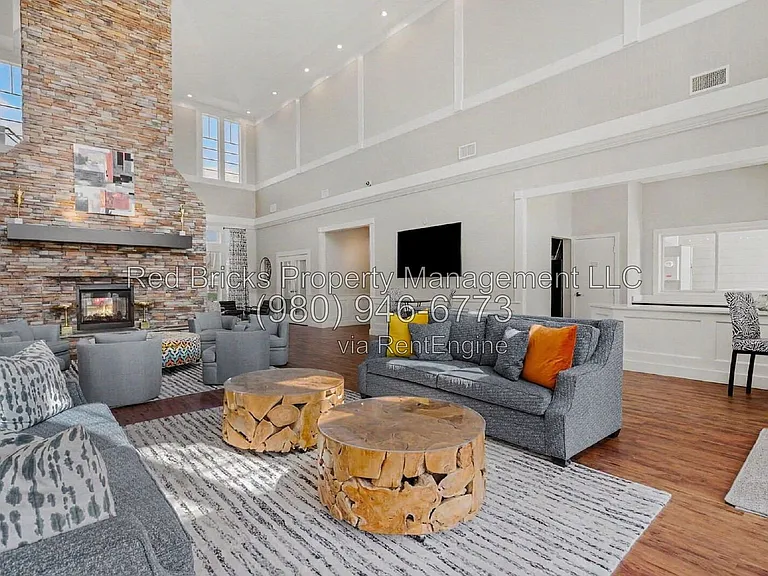 4282 Park South Station Blvd — Photo 34