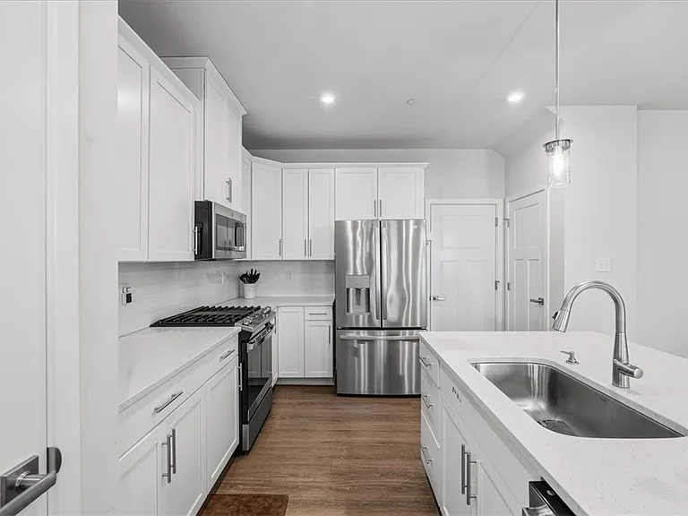 5203 Spruce Rd — Photo 12