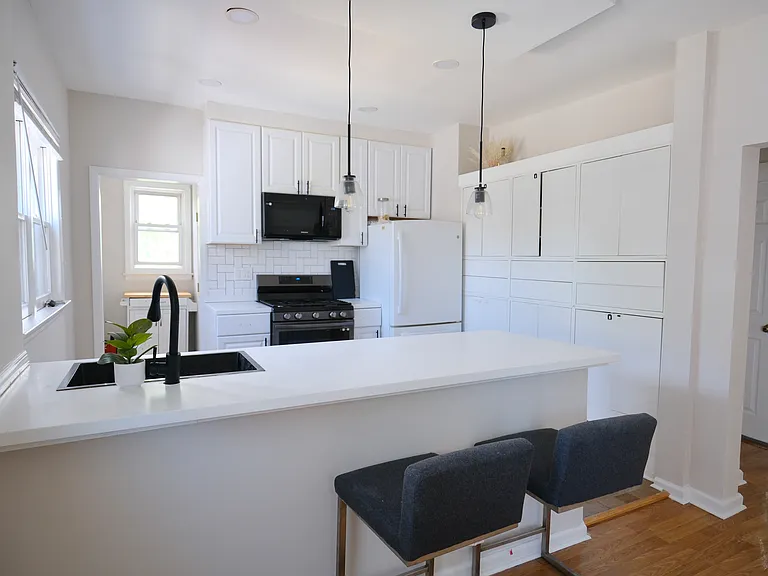 453 Teaneck Rd #2 — Photo 2