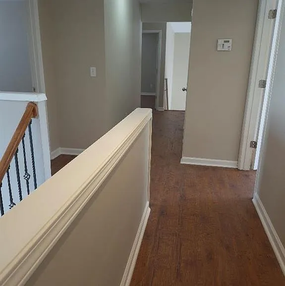 450 Stedford Ln — Photo 17