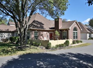 3011 Graystone Manor Pkwy, Louisville, KY 40241